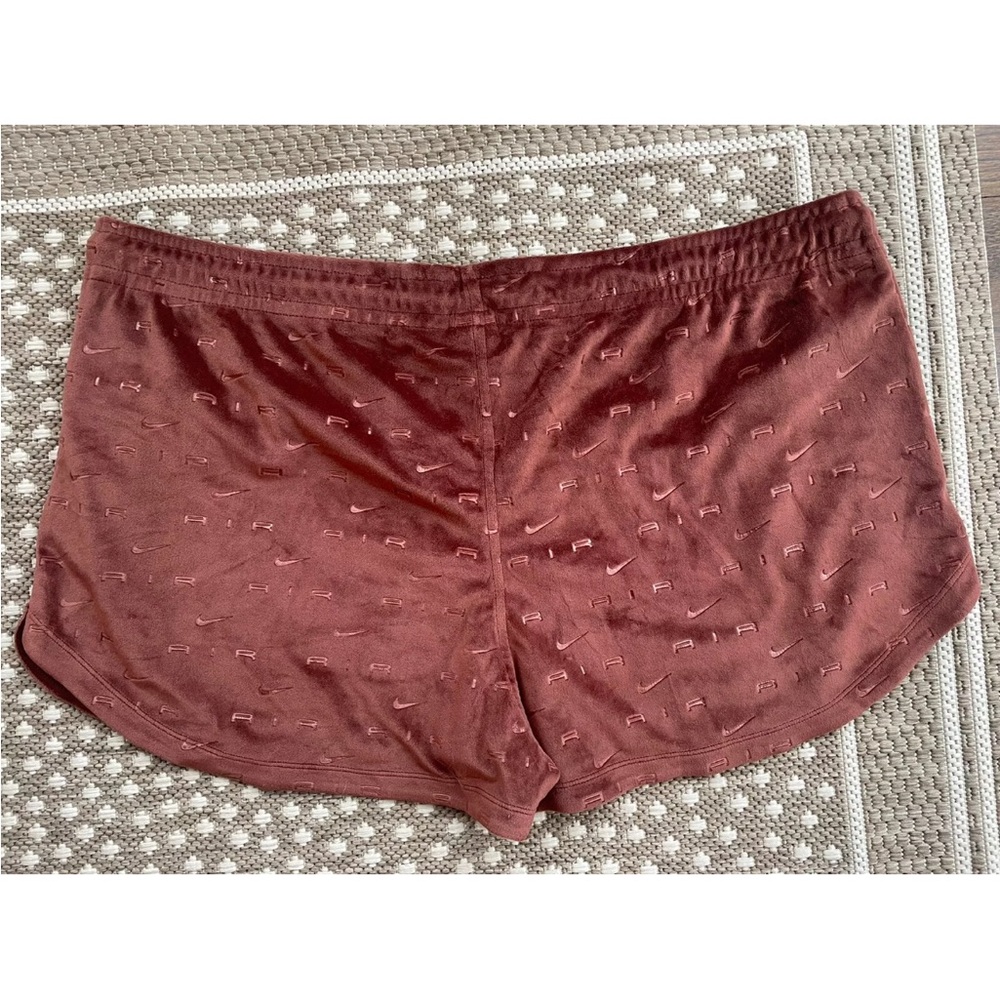 NWOT- Nike Women's Brown or Bronze Colored Velour Jacket and Short Set XXL - Picture 7 of 13
